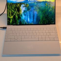 Dell XPS 13 Plus 9320  FHD+ Touchscreen  i5-1240P  16GB RAM - 1TB SSD - 2026 Warranty