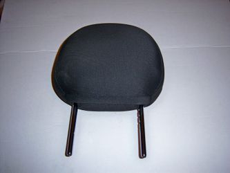 2009 Hhr Ls Front Seat Driver Side Head Rest 