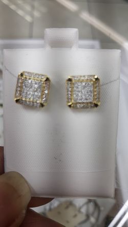 14k gold diamond earrings .94 ct vs diamonds Christmas sale