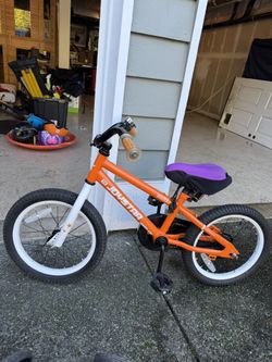 Kids 12” Bike With Wheel Assist