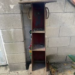 Pedestal. Tool.  Heavy Duty Vise Anvil Or Grinder Unique