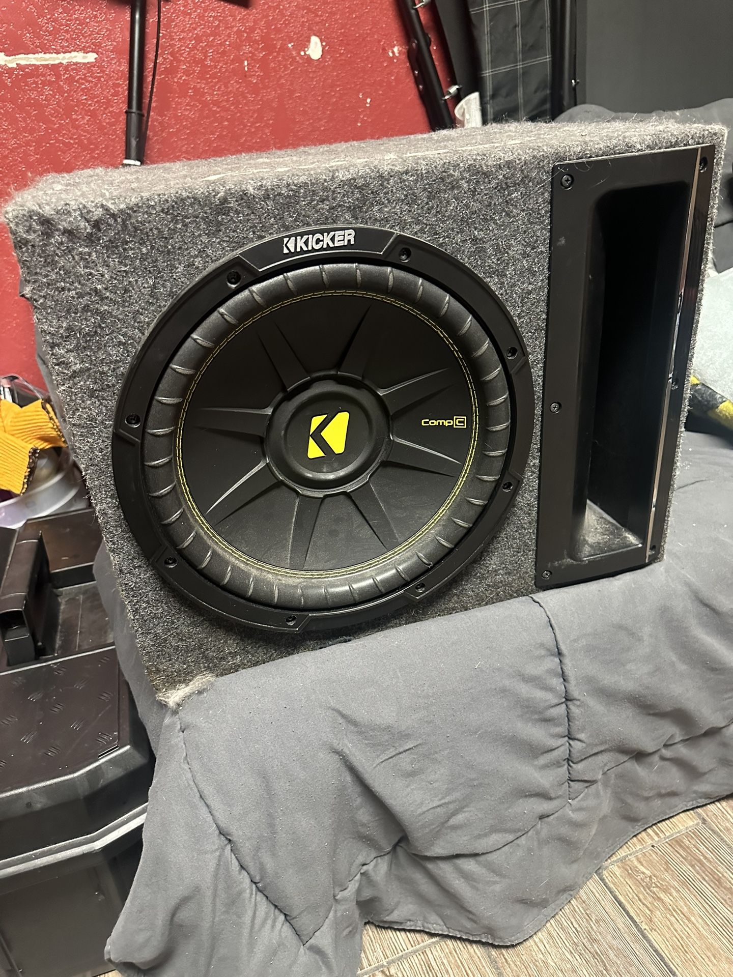 Kicker Subwoofer In Pioneer Box With Extra Sub