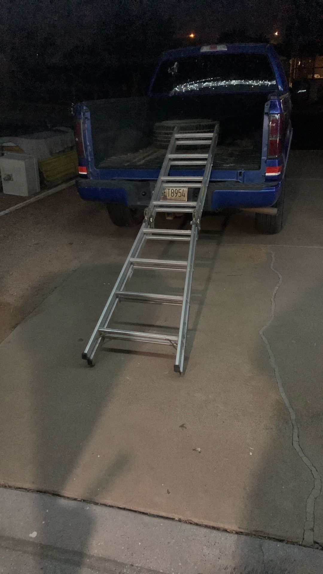 8-17ft Ladder
