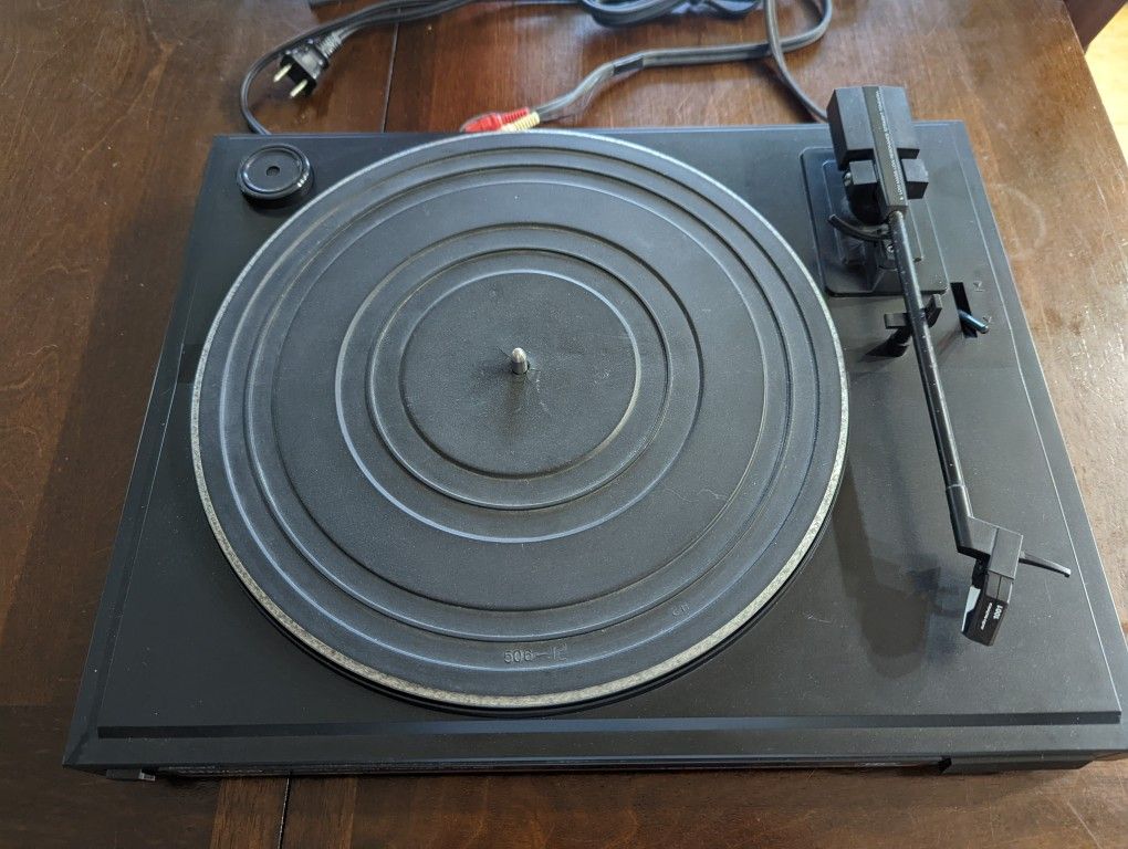 Kenwood Turntable, Receiver/ Amplifier And Synthesizer/Tuner