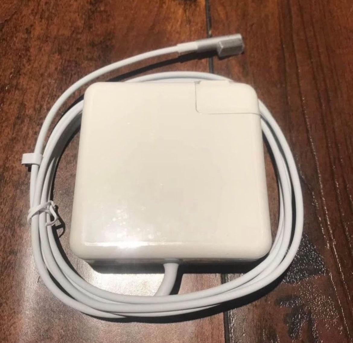 Premium 85W MagSafe 1 or MagSafe 2 AC Power Adapter Charger for Apple MacBook Pro & MacBook Air 13", 15", 17" (Compatible 2007-2018 Models)