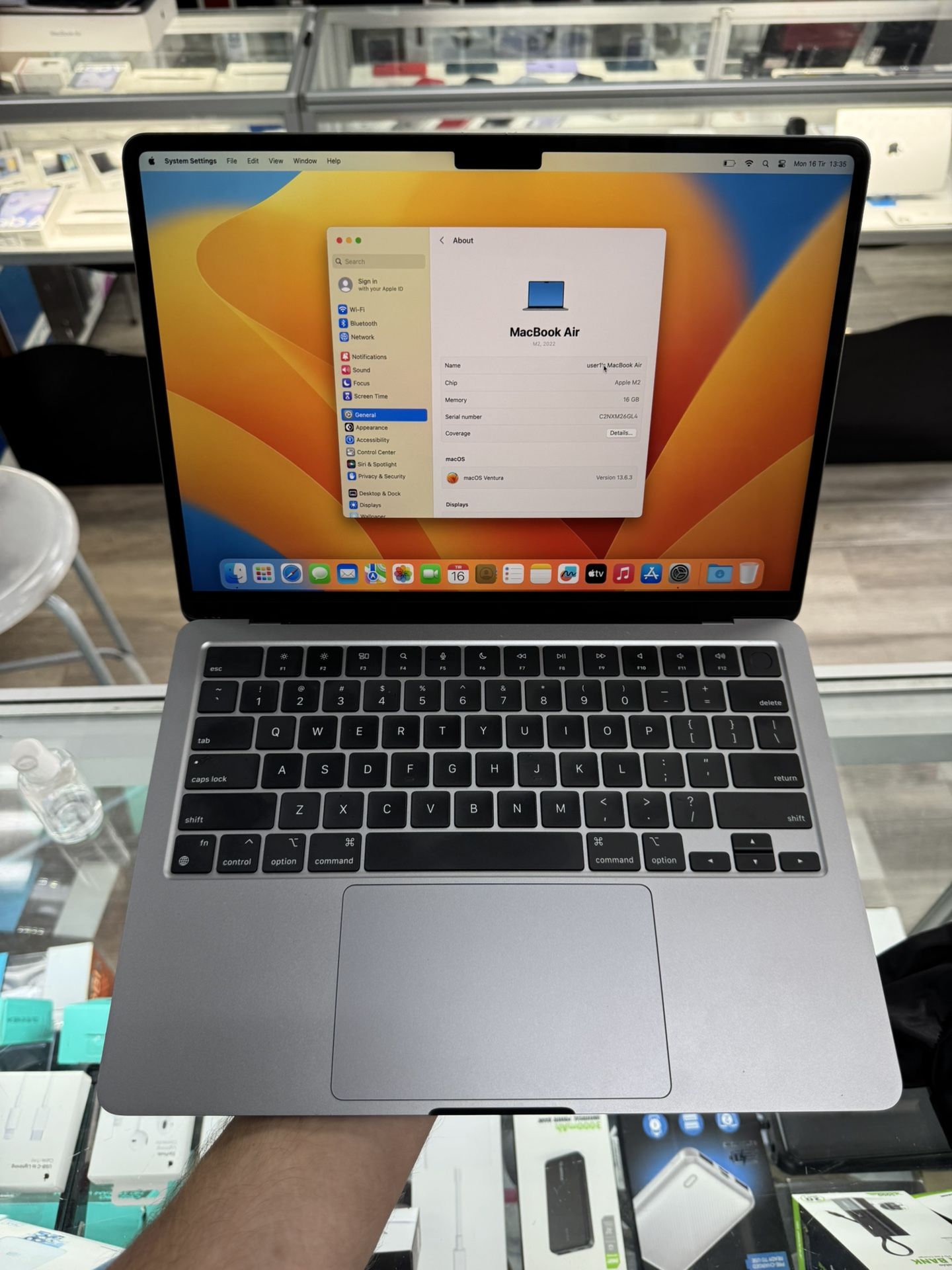 MacBook Air 13inch 2022 M2 1TB / 16GB