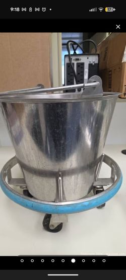 Pedigo Stainless Steel Kick Bucket dollie w Vollrath 58130 12.5 Qt. Tapered Dairy Bucket / Pail medical restaurant grade