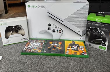 XBOX ONE S with extras