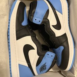 Jordan 1 Retro High OG - UNC Toe