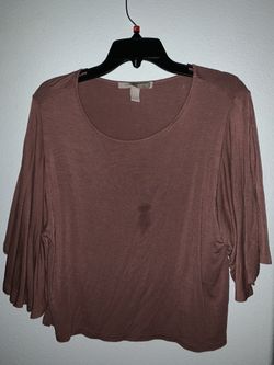 Loose pink shirt