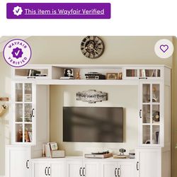 Entertainment center