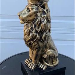 Golden Crown Lion Statue