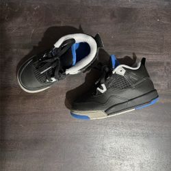 Jordan 4 Retro