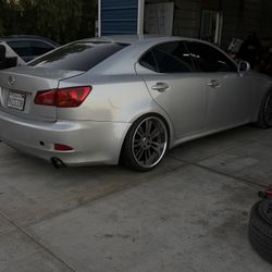 Lexus Is250