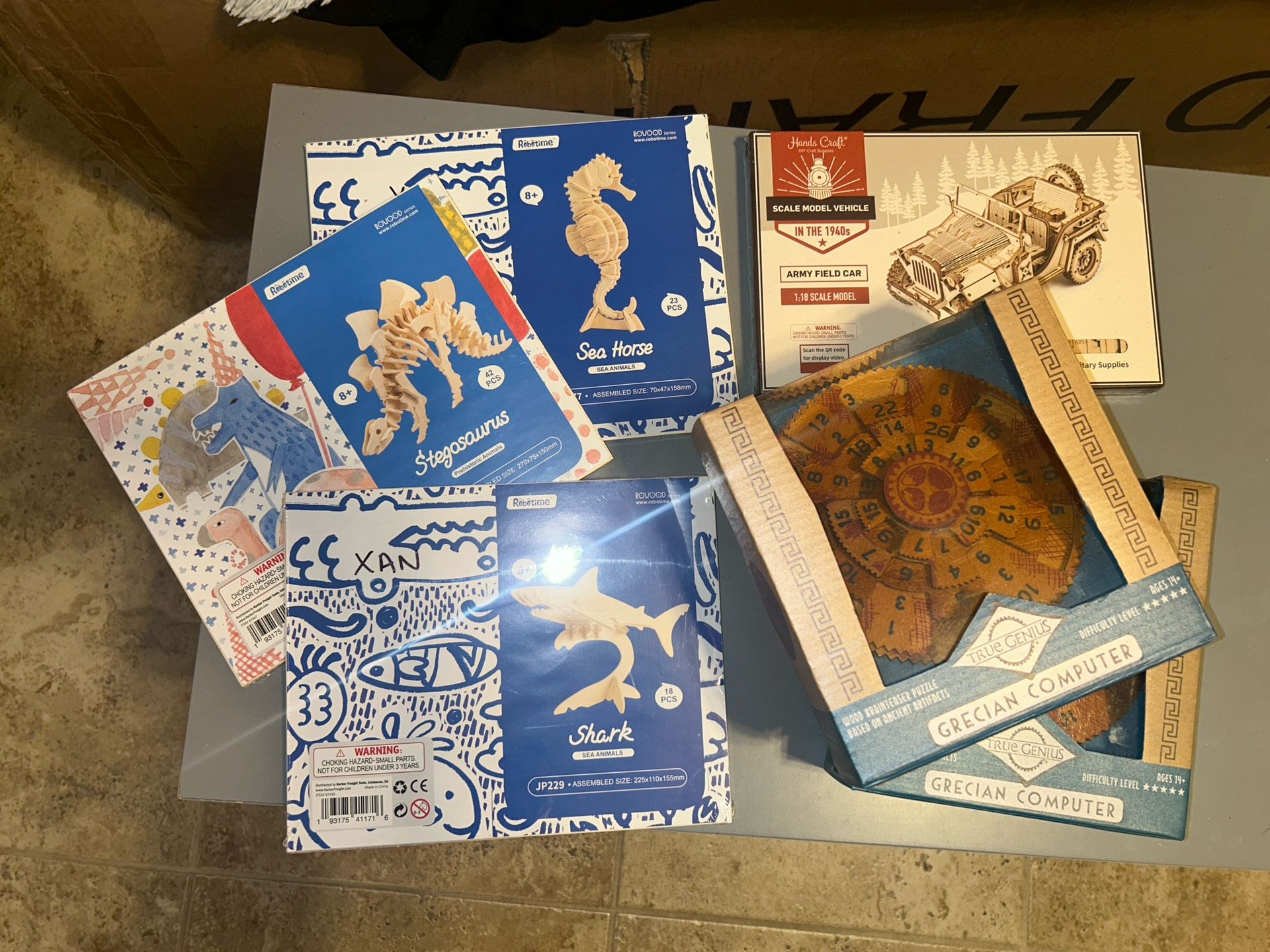 Various Gift Puzzle Crafts