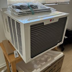 LG Room Air Conditioner – 24,500 BTU (Extra Large Room, 1,550 sq. ft.)