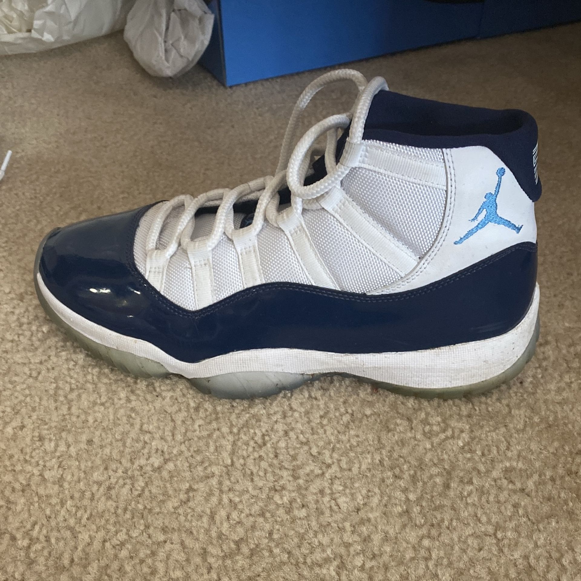 Jordan 11 UNC Win Like 82 Size 1/2