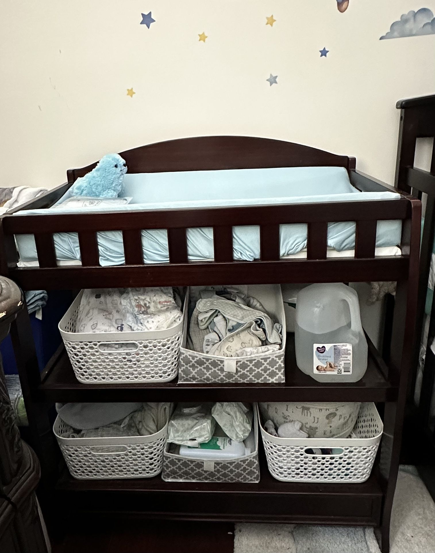 Wood Baby changing Table And Changing Mat