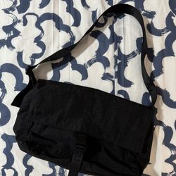 Baggu Messenger Bag, NEW