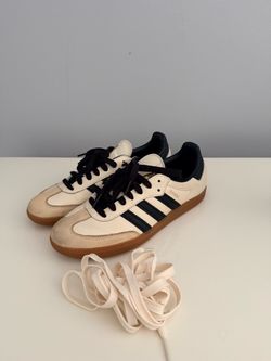 Adidas Sambas