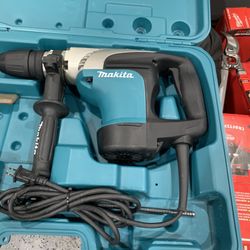 Makita Rotary Hammer Hr4002