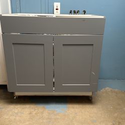 Lavatory Cabinet 