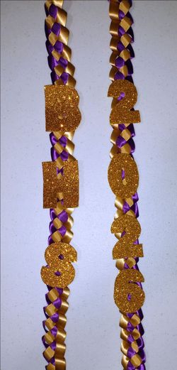 Graduation lei