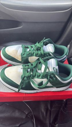Nike green dunks , Size 10 Womens