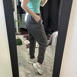 Banana Republic Women's Gray Lyocell Jogger Pants M Cargo Pockets