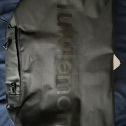 Lulu Duffel Bag 