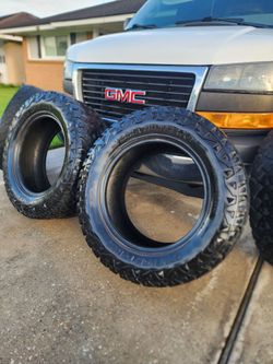 35x12.5xR20 tires