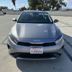 2023 KIA Forte