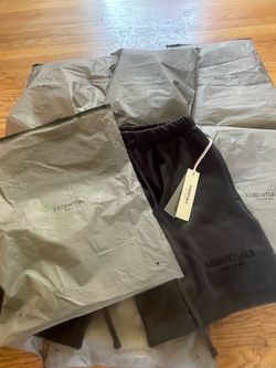 Essentials Fear Of God Shorts sizes M-L