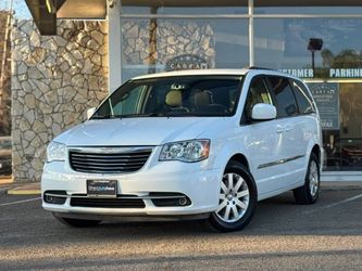 2016 Chrysler Town & Country
