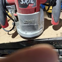 Skil  Router