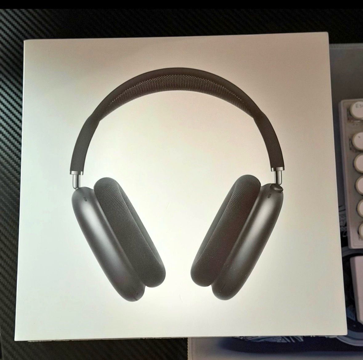 Midnight AirPod Max