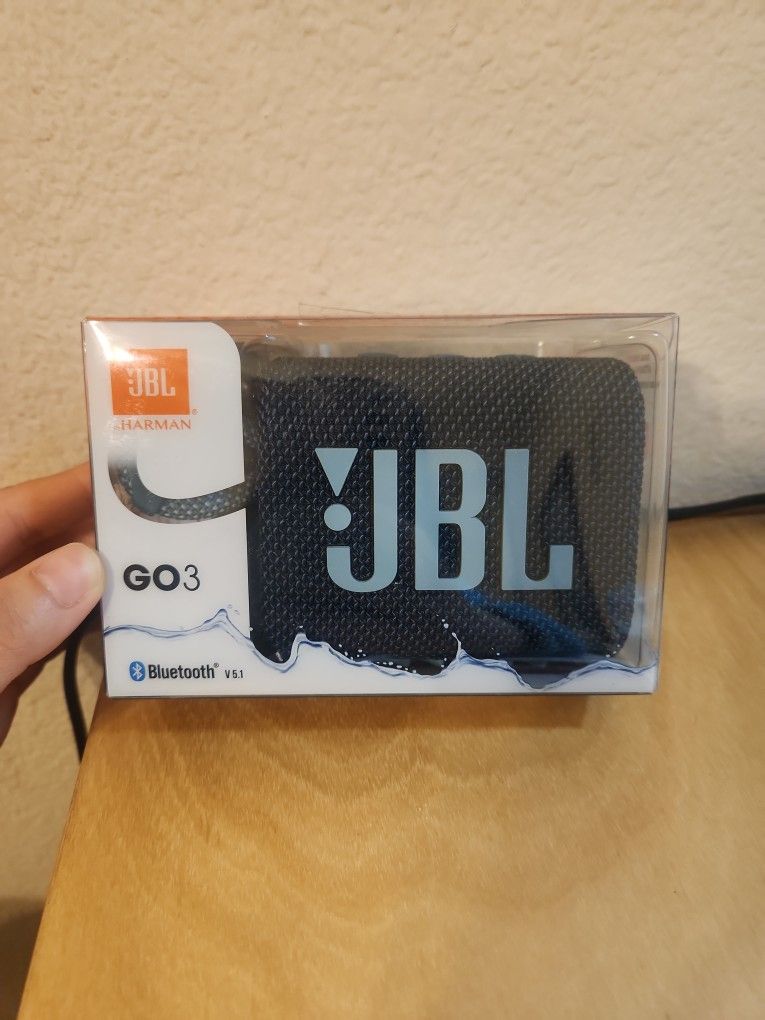 JBL Go3 Bluetooth speaker(waterproof) 