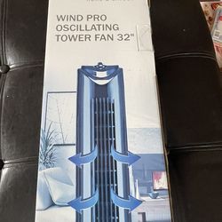 Savannah Wind Pro Oscillating Tower 32” New