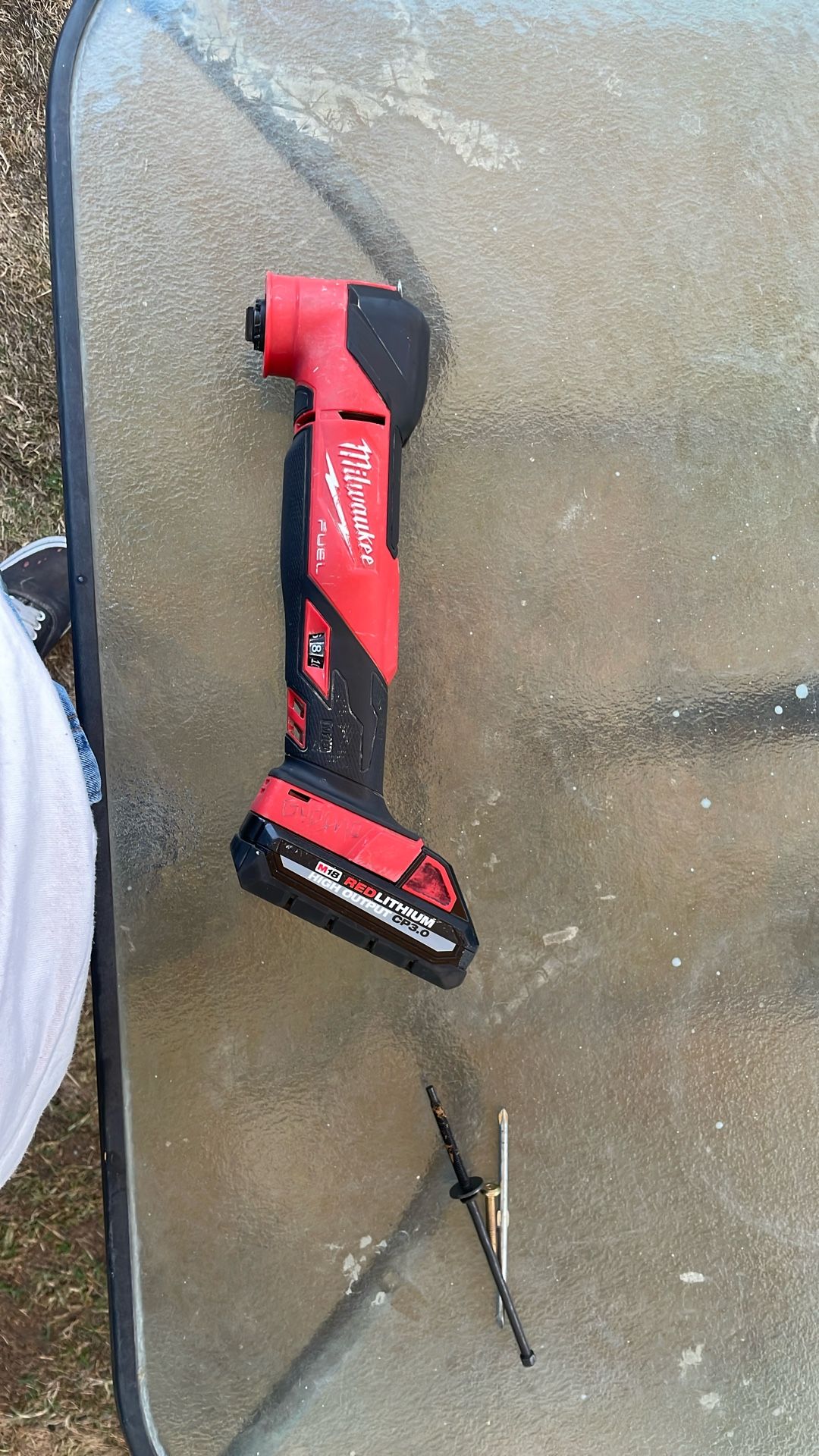 Milwaukee Oscillating Tool And Battery