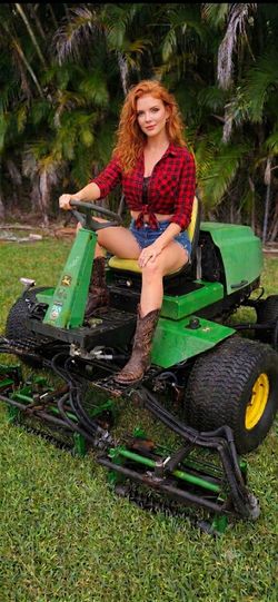 John Deere 3225B Fairway Reel Mower – Yanmar Diesel
