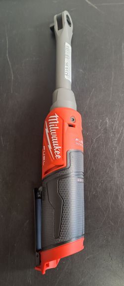 MILWAUKEE 3/8" EXTENDED HIGH SPEED 12V RATCHET (TOOL ONLY)
