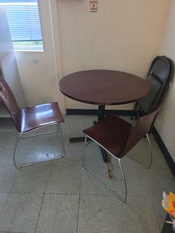 Free table and chairs