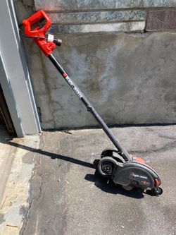 Black & Decker lawn edge trim we