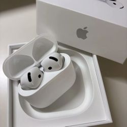 AirPod 4s