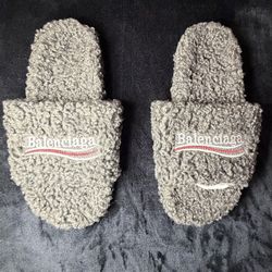 Grey Sandals Size 10-11 Men