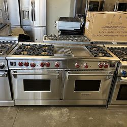 60” WOLF STAINLESS STEEL STOVE 