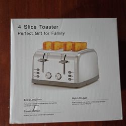 4 Slice Toaster (Unopened)