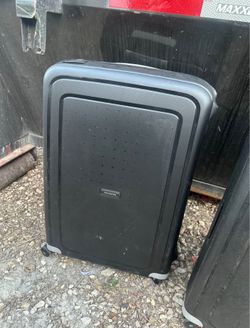Samsonite Hard Shell Rolling Suitcase