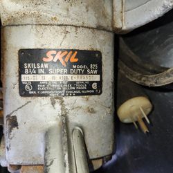 Worm Drive Skill Saw 825