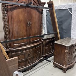 Amazing Wood Eastern king Bedroom Set, 